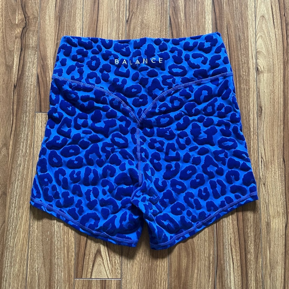 Balance Athletica Lux Short (NWOT)